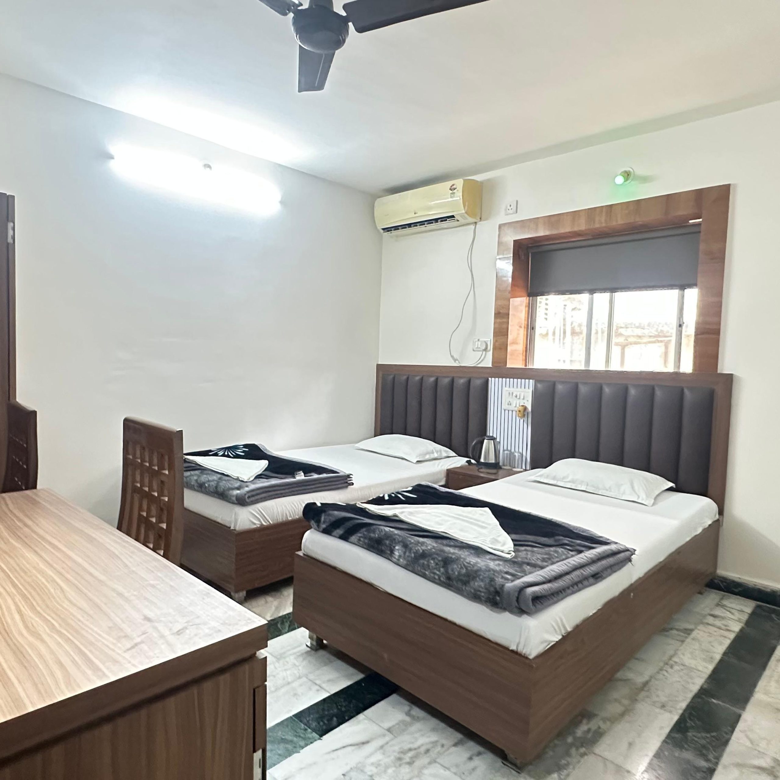 Hotelshashi